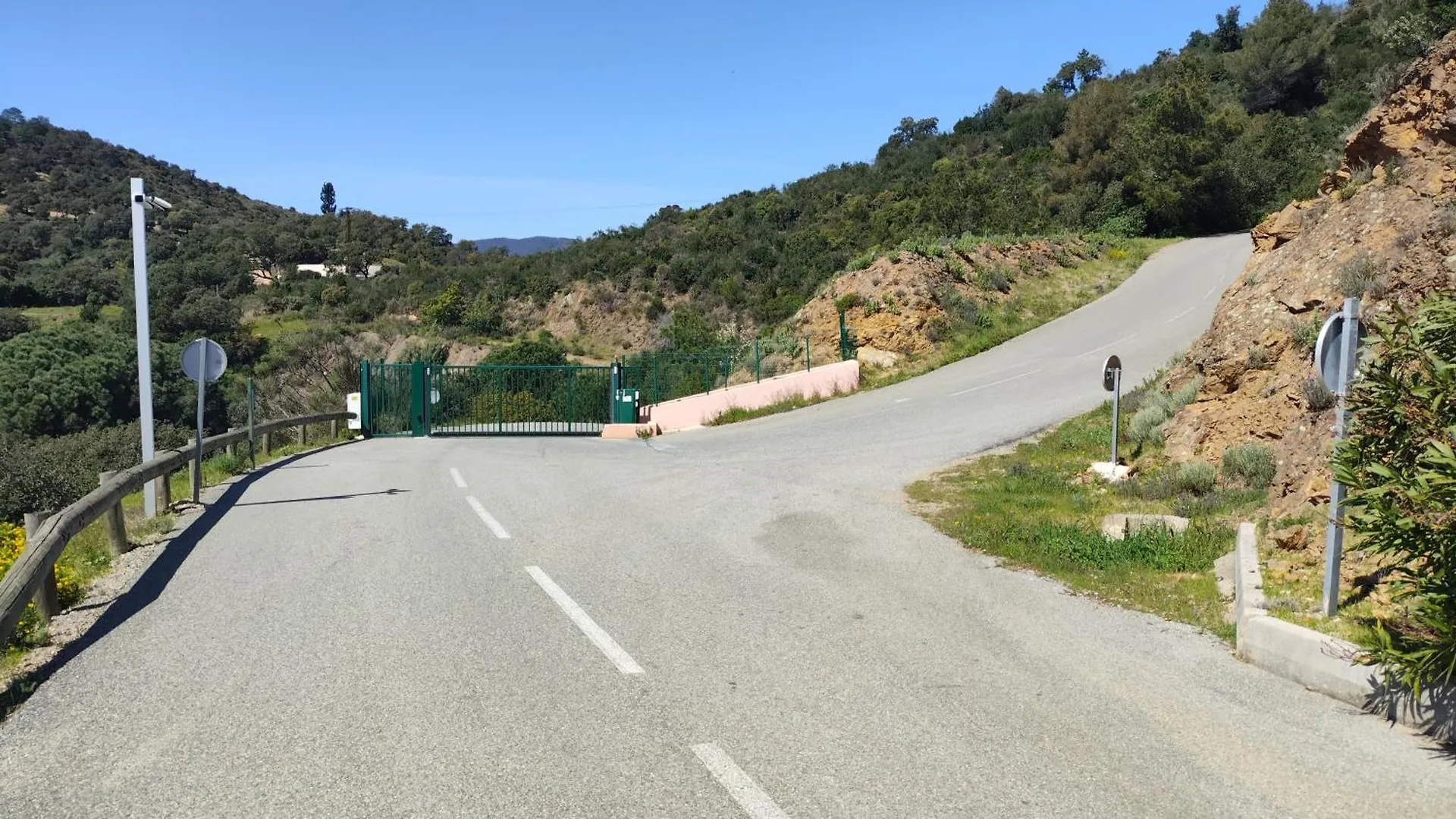 Apartment Les Issambres, Appt 4 Personnes, Vue Mer Sur La Baie De Saint Tropez Et Le Golfe De Sainte Maxime France
