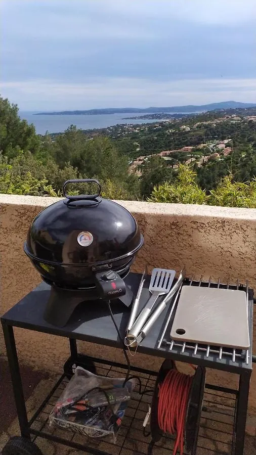 les issambres, appt 4 personnes, vue mer golf st tropez Appartement Les Issambres