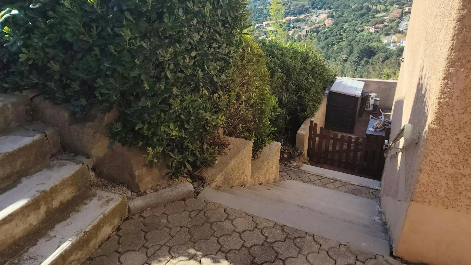 les issambres, appt 4 personnes, vue mer golf st tropez 0*, Les Issambres